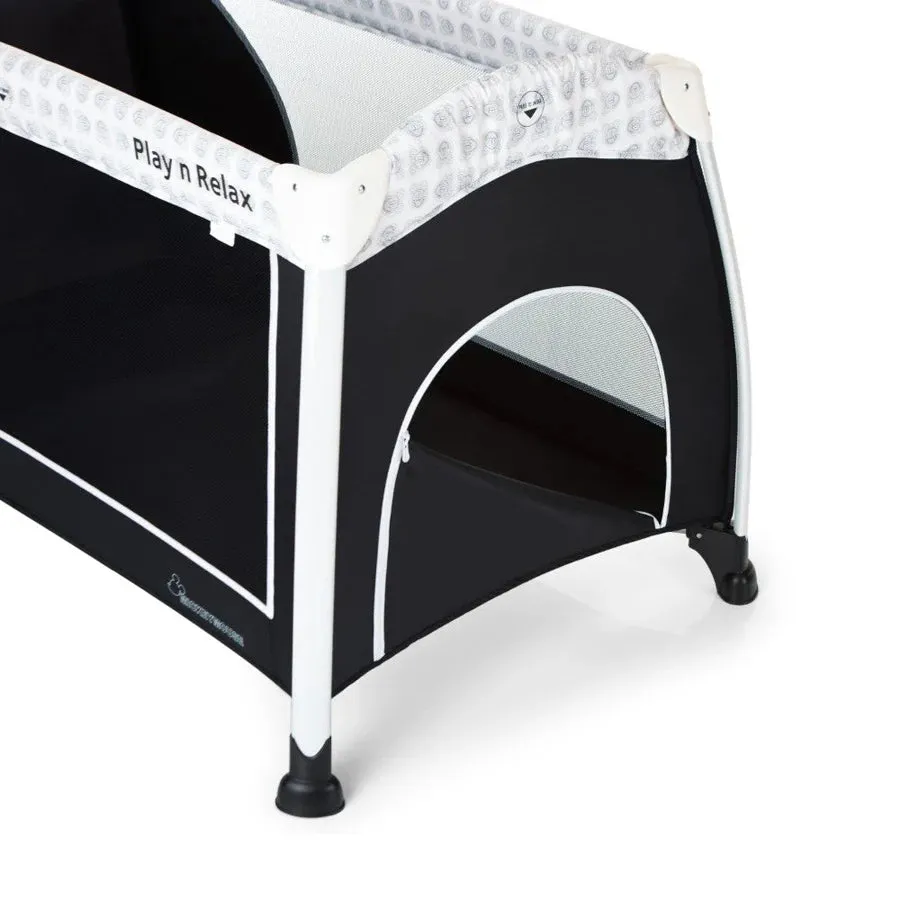 Hauck Disney - Play N Relax baby Cot (Mickey Cool Vibes)